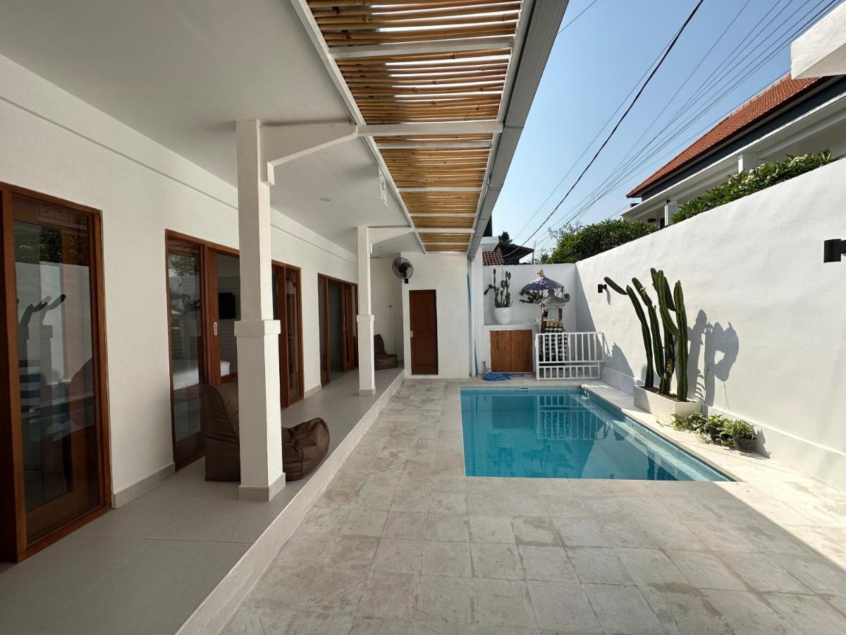 Harmony Berawa Villa *